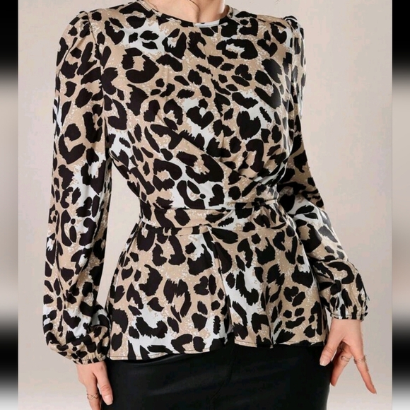 Women Elegant Leopard Print Criss-Cross Front Casual Simple Slim Fit Blouse - Picture 3 of 5